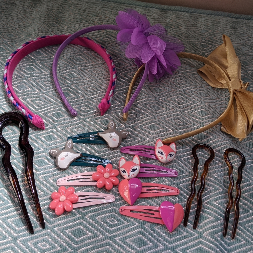 Large Bundle of Hair Accessories + 2 Extra Bows